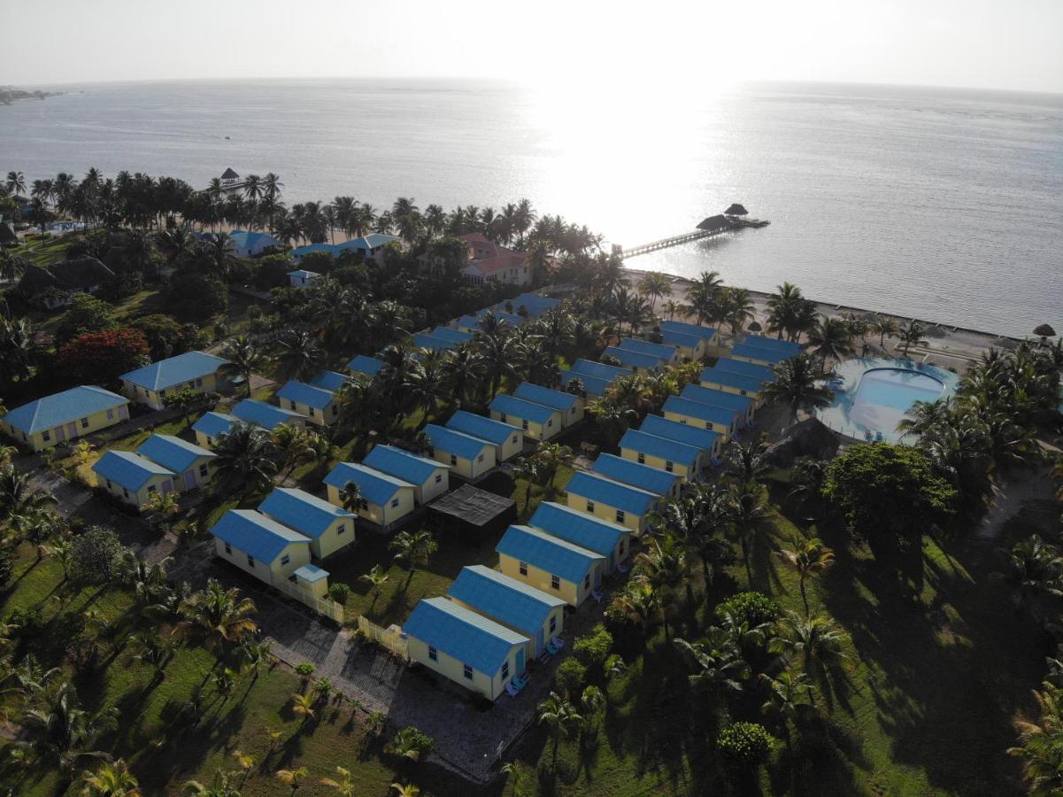 Royal Caribbean Resort San Pedro  Dış mekan fotoğraf