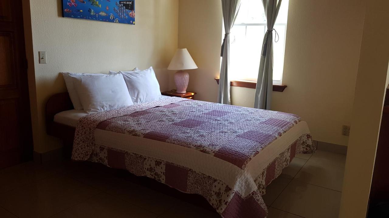Royal Caribbean Resort San Pedro  Dış mekan fotoğraf